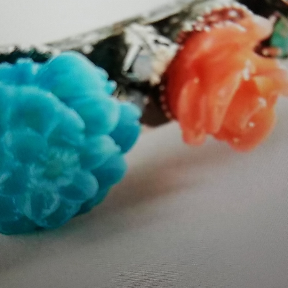 NEW! dANNIJO floral  boho bracelet - Picture 3 of 3